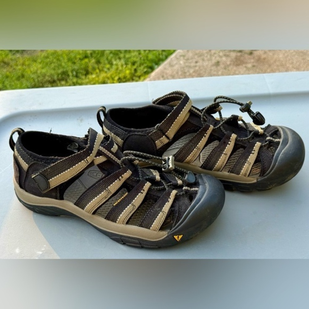 ⛵️Keen Newport H2 Water Hiking Sandals